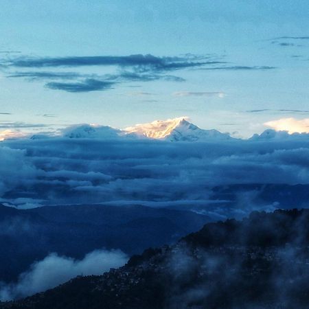Indivar Homestay Darjeeling  Buitenkant foto