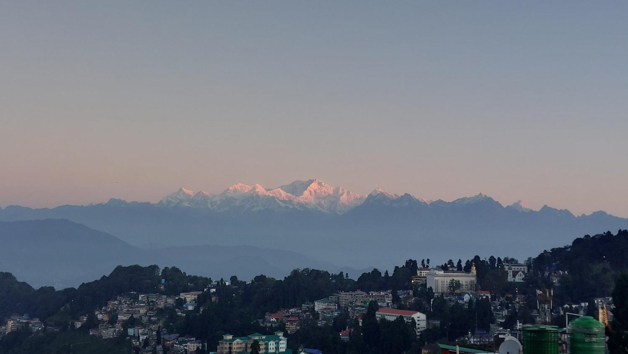 Indivar Homestay Darjeeling  Buitenkant foto